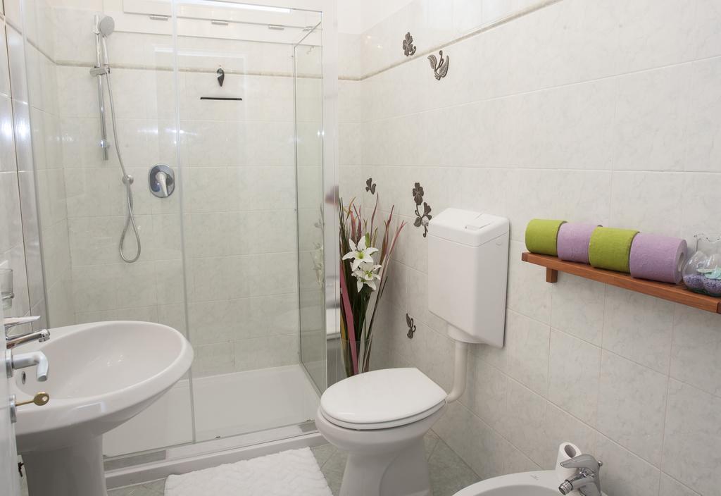 Casa Renier-Biennale Apartment เวนิส ภายนอก รูปภาพ