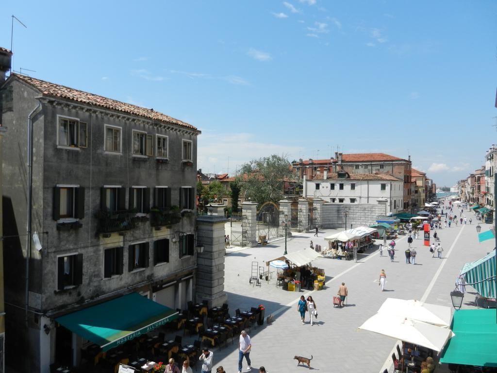 Casa Renier-Biennale Apartment เวนิส ภายนอก รูปภาพ